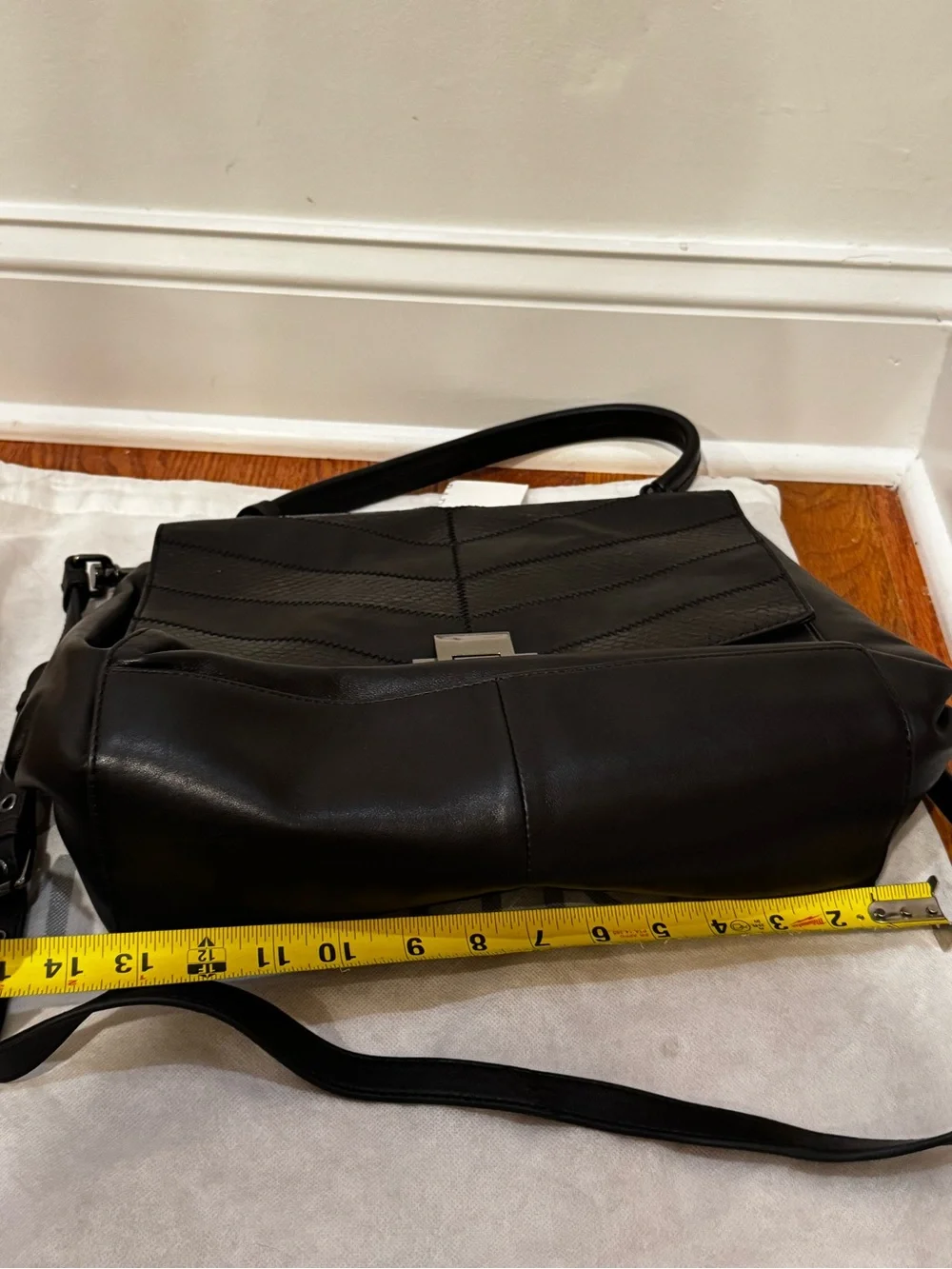 NWT Badgley Mischka Remy Snake Black Leather Convertible Shoulder Crossbody Bag - Picture 7 of 8